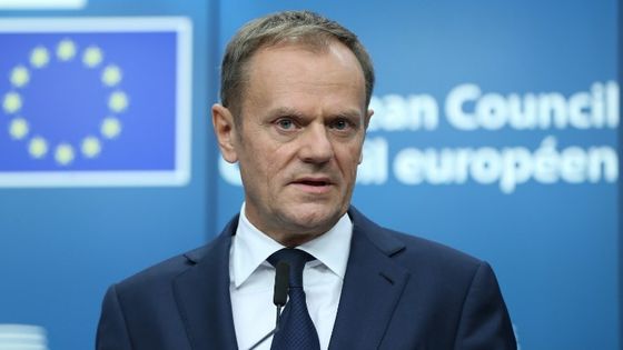Donald Tusk lors du sommet de Bruxelles qui l'a réélu à la présidence du Conseil européen ©AFP - Dursun Aydemir / ANADOLU AGENCY