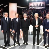 Cinq candidats à la présidentielle lors du débat du 20 mars 2017, sur la chaîne de télévision TF1