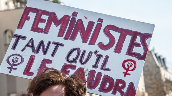 Manifestation du 8 mars à Bellevillle en 2015 (Pour 2016, l'AFP ne proposait quasi que des photos avec au 1er plan des Femen et leurs seins à l'air) ©AFP - YANN KORBI