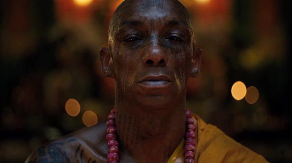 Tricky en moine bouddhiste dans "Ghost In The Shell" ?