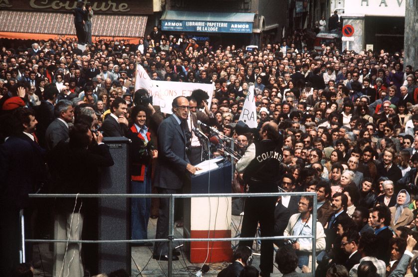 Valéry Giscard d'Estaing en meeting à Perpignan , le 29 avril 1974