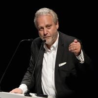 Yves Bigot lors de son discours au Festival de la fiction TV à La Rochelle - 16 septembre 2016