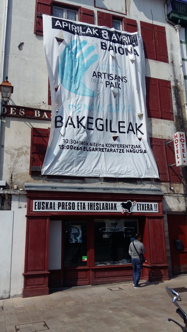 à Bayonne