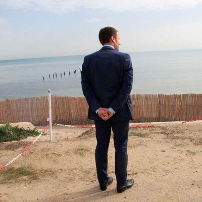 "Macron chante l’international", Les Communicants, épisode n°14 • 10 avril 2017 | Texte Aurore Gorius pour "Les Jours"