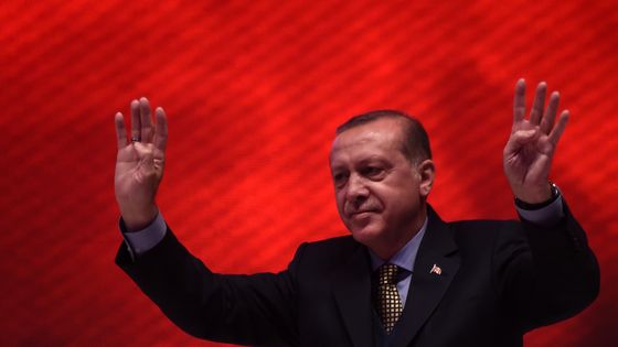 Le président turc Recep Tayyip Erdogan à Istanbul le 12 avril 2017. ©AFP - OZAN KOSE