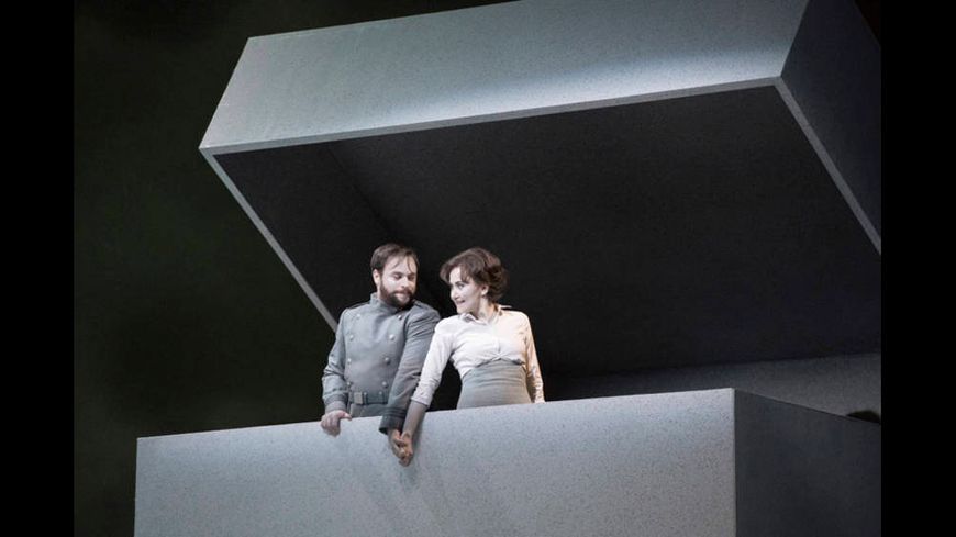 Bénédict (Paul Appleby) et Béatrice (Stéphanie d’Oustrac) au festival de Glyndebourne en 2016