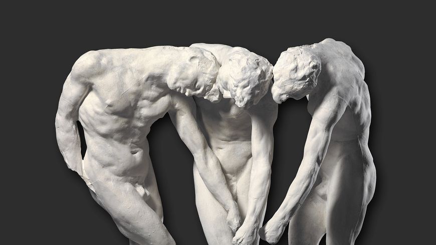 Auguste Rodin, "Trois Ombres", vers 1885-1889, plâtre, sur socle bois ; 97 x 92 x 40 cm Paris, centre national des arts plastiques. Dépôt au musée des Beaux-Arts, Quimper,