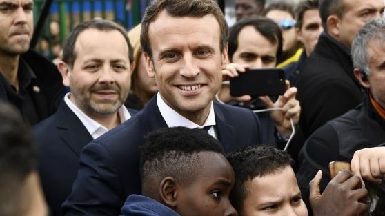 Emmanuel Macron était en visite à Sarcelles aujourd'hui ©AFP - MARTIN BUREAU / AFP