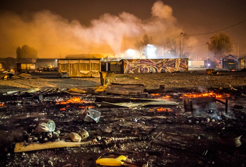 Le camp de migrants de Grande-Synthe, dans le Nord, ravagé par un incendie
