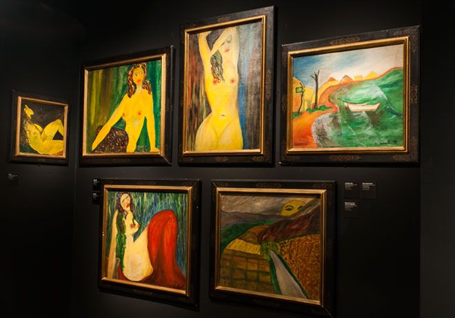 Exposition des oeuvres de Django Reinhardt à la Cité de la musique (Philharmonie) de Paris, en 2012.