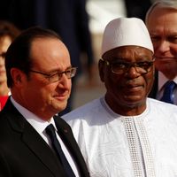 Les présidents français, François Hollande, et malien, Ibrahim Boubacar Keïta, lors du sommet Afrique-France à Bamako (janvier 2017)