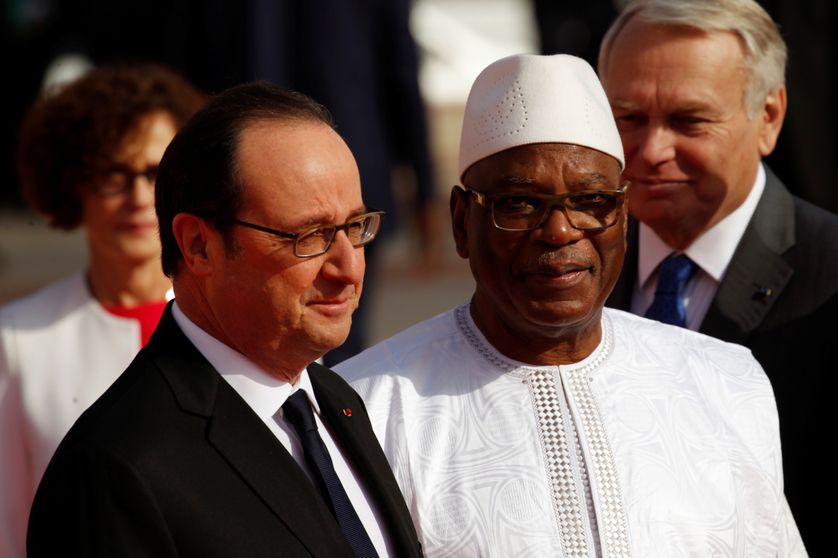 Les présidents français, François Hollande, et malien, Ibrahim Boubacar Keïta, lors du sommet Afrique-France à Bamako (janvier 2017)