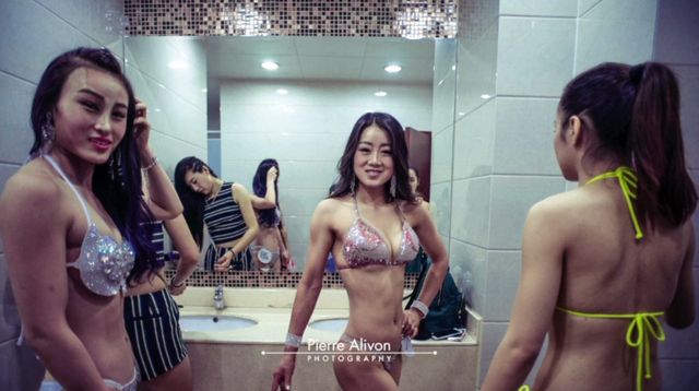 Devant le succès de la musculation, les femmes s'y mettent