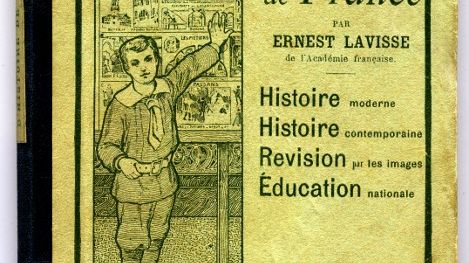 Couverture du livre d'Ernest Lavisse "Première année d'Histoire de France" édition Armand Colin 1906 ©AFP - ©Gusman/Leemage
