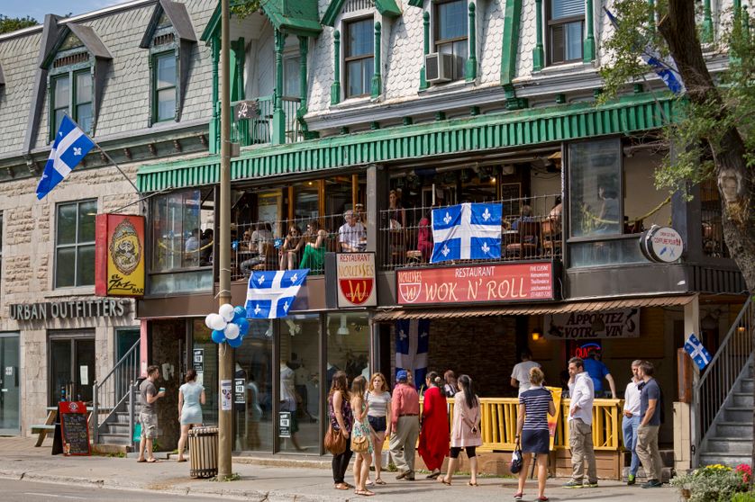 Montréal, Quebec, le jour de la Fête nationale, St Denis Street, 24/06/2015