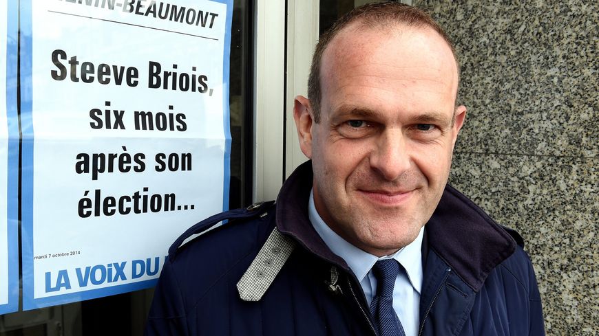 Steeve Briois, le maire Front national d'Hénin-Beaumont, en octobre 2014. Il vient d'être nommé provisoirement par Marine Le Pen à la tête du FN