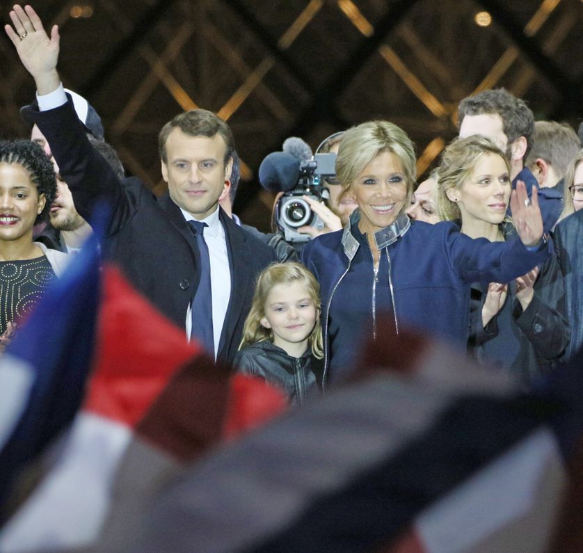 Emmanuel Macron, plus jeune président de la République, élu avec 66,06% des voix