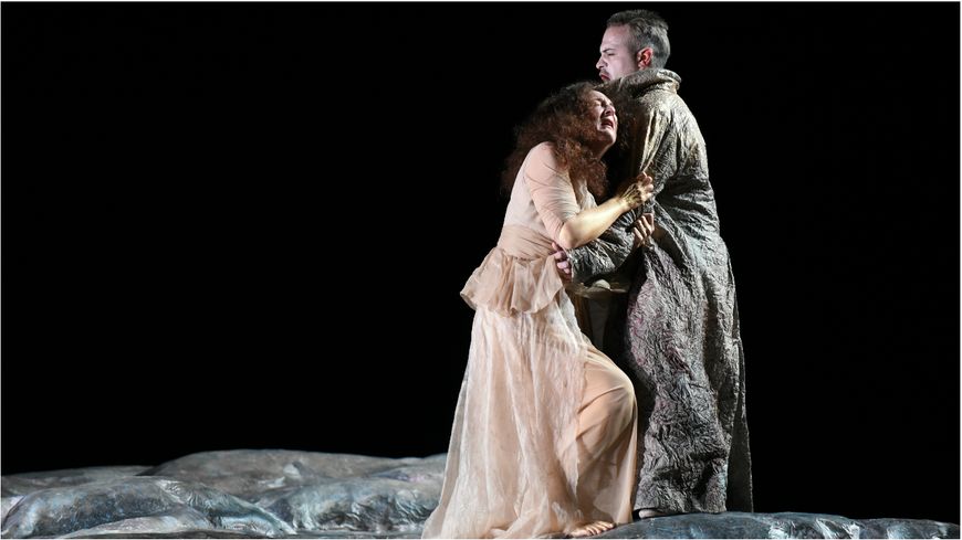 Nora Gubisch (Amneris) et Gaston Rivero (Radames)