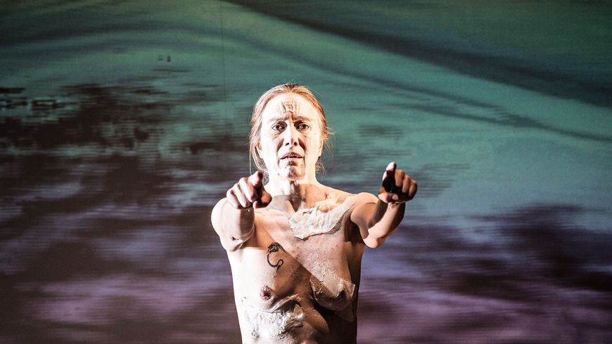 Valérie Dréville dans "Médée-Matériau"Vassiliev