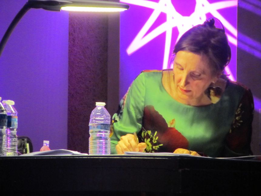 Eva Almassy au travail
