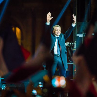 Fête de la victoire d'Emmanuel Macron à l'élection présidentielle, sur l'esplanade du Louvre. 7 mai 2017