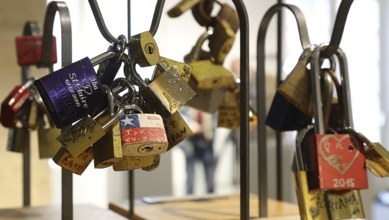 La Seconde Vie Des Cadenas Des Ponts De Paris