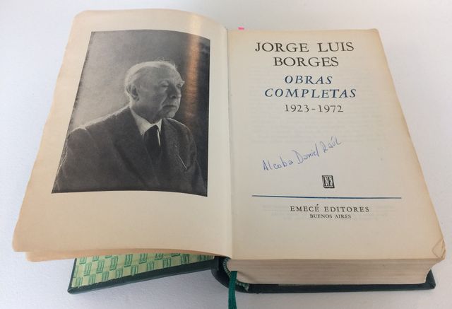 l’Anthologie de Borges ayant appartenu au père de Laura Alcoba
