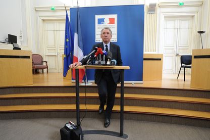 Le garde des sceaux François Bayrou en conférence de presse à Pau. Il est en charge de la future loi sur la moralisation de la vie publique - 19 mai 2017 Le garde des sceaux François Bayrou en conférence de presse à Pau. Il est en charge de la future loi sur la moralisation de la vie publique - 19 mai 2017