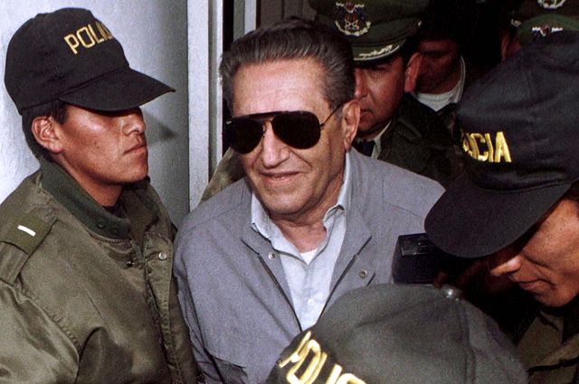 Luis Garcia Meza (Bolivie), 88 ans, était appelé le narco-dictateur en raison de ses liens étroits avec les trafiquants de drogue de Bolivie.