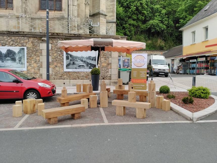 Stand de la SCMR à la braderie de Beaumont le Roger