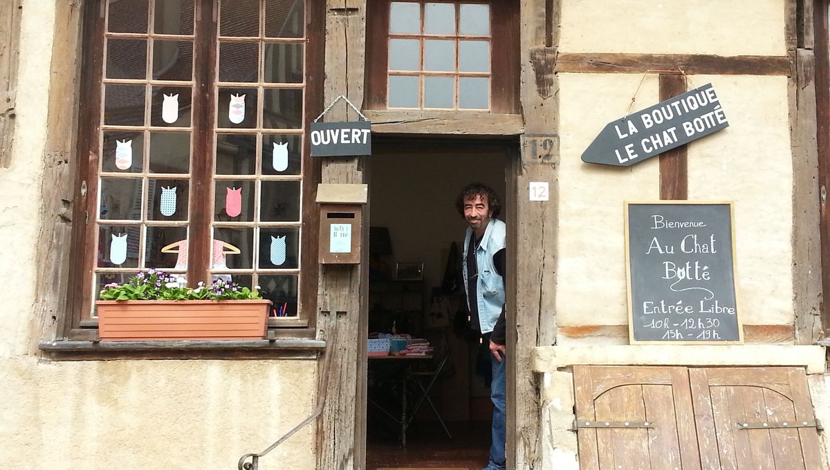 A Noyers Sur Serein Des Artisans D Art Ouvrent Une Boutique Associative