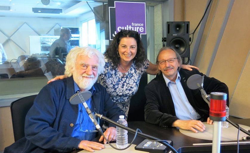 France Culture, studio 152... Pef, Aline Pailler, productrice & Didier Daeninckx co-auteur avec Pef de "Papa pourquoi t’as voté Hitler?" (de g. à d.)