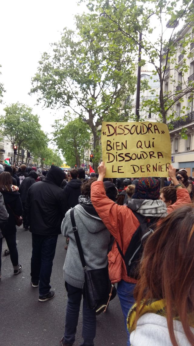 Le Front social dans la rue