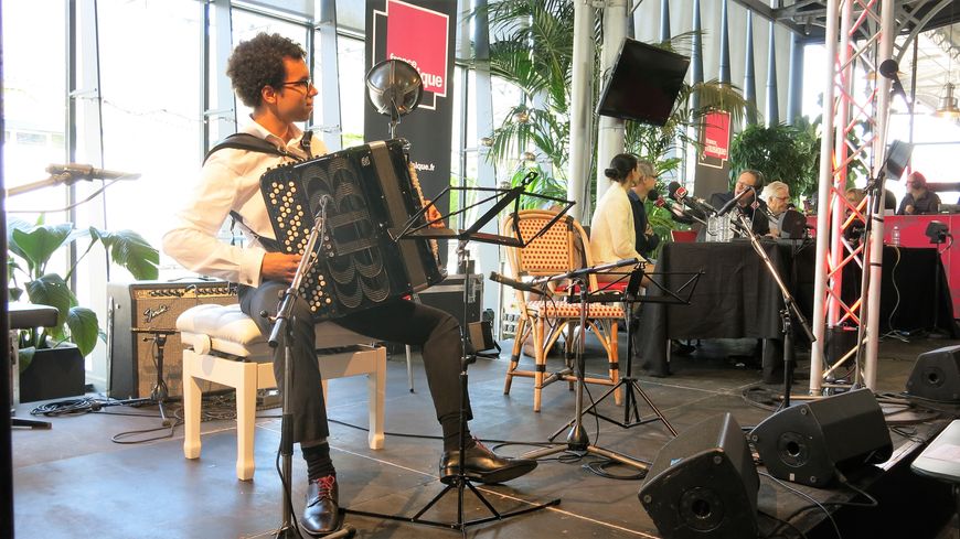 France Musique à Musicora, 29 avril 2017, quelques minutes avant... Théo Ould, accordéoniste surdoué, étudiant au CNSM de Paris