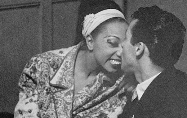 Josephine Baker et Jo Bouillon, après un spectacle, en 1951.