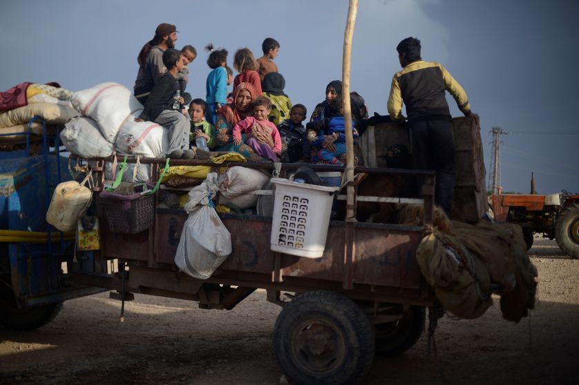Civils fuyant les combats à Raqqa, le 26 mai 2017