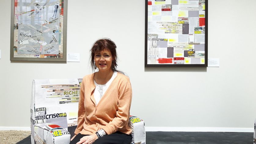 Parce qu'elle aime les abeilles, Jeanne Bordeau signe ses tableau de son nom d'artiste Jane B