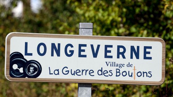 Le village de "la guerre des boutons" ©AFP - Denis Bringard