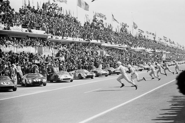 Départ des 24h du Mans 1964