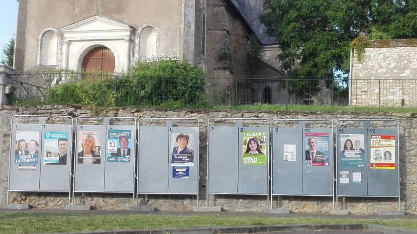 panneau électoral à Luceau (72500)