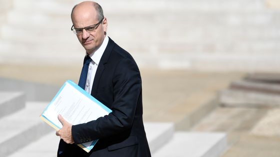 Jean-Michel Blanquer, ministre de l'Education nationale, arrivant au Palais de l'Elysée, le 31/05/2017 ©AFP - STEPHANE DE SAKUTIN / AFP