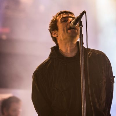 Liam Gallgher tente ces derniers temps un retour discret, comme ici le 5 juin au Pinkpop Festival de Landgraaf aux Pays-Bas