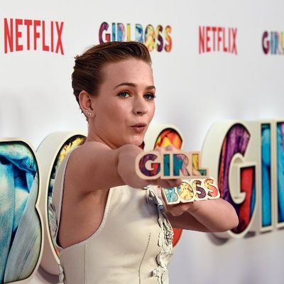 Britt Robertson, l'actrice principale de la série "Girlboss", ici à la première le 17 avril à Los Angeles. L'arrêt annoncé de cette série en fait une des plus éphémères productions de Netlifx.