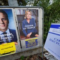 Les affiches électorales pour le second tour de l'élection présidentielle de 2017
