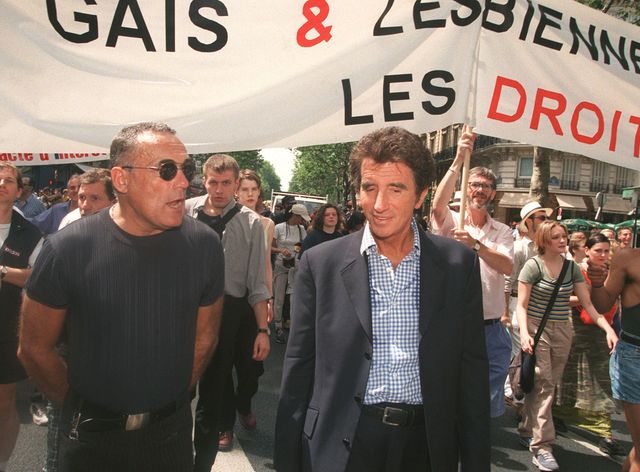 Jack Lang défile chaque année à la marche des fiertés parisienne