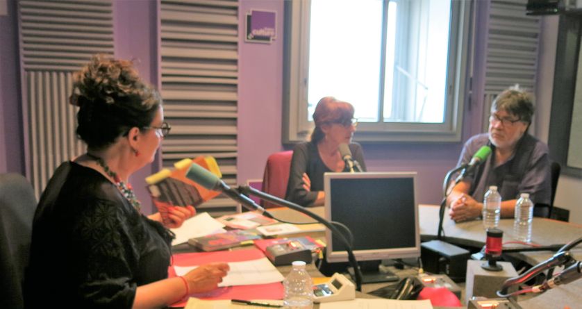 France Culture, studio 153... La productrice Aline Pailler, Anne-Marie Métailié, directrice des éditions Métailié & Luis Sepúlveda, écrivain chilien (de g. à d.)