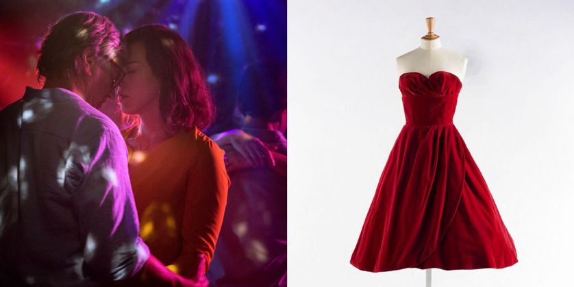 Une Femme Fantastique, 2017 / Jean Dessès. Robe 1958. Velours rouge profond. Collection Palais Galliera