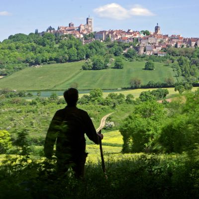 Un pélerin sur le chemin de Saint-Jacques de Compostelle