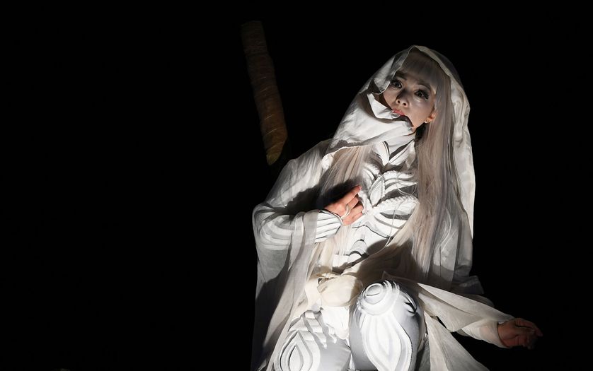 L'actrice japonaise dans "Antigone" mis en scène par Satoshi Miyagi au festival d'Avignon 2017