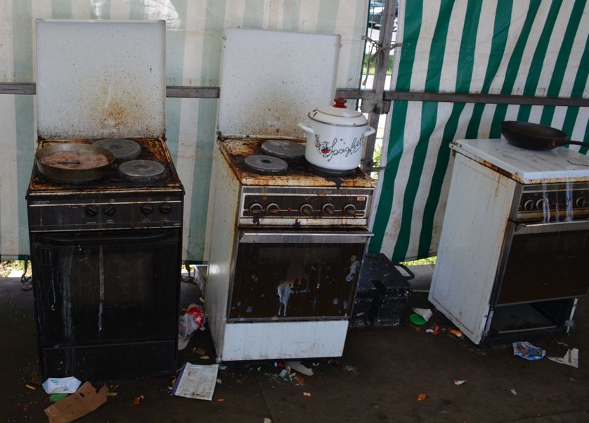 Le coin cuisine du camps de Blida en juillet 2017.